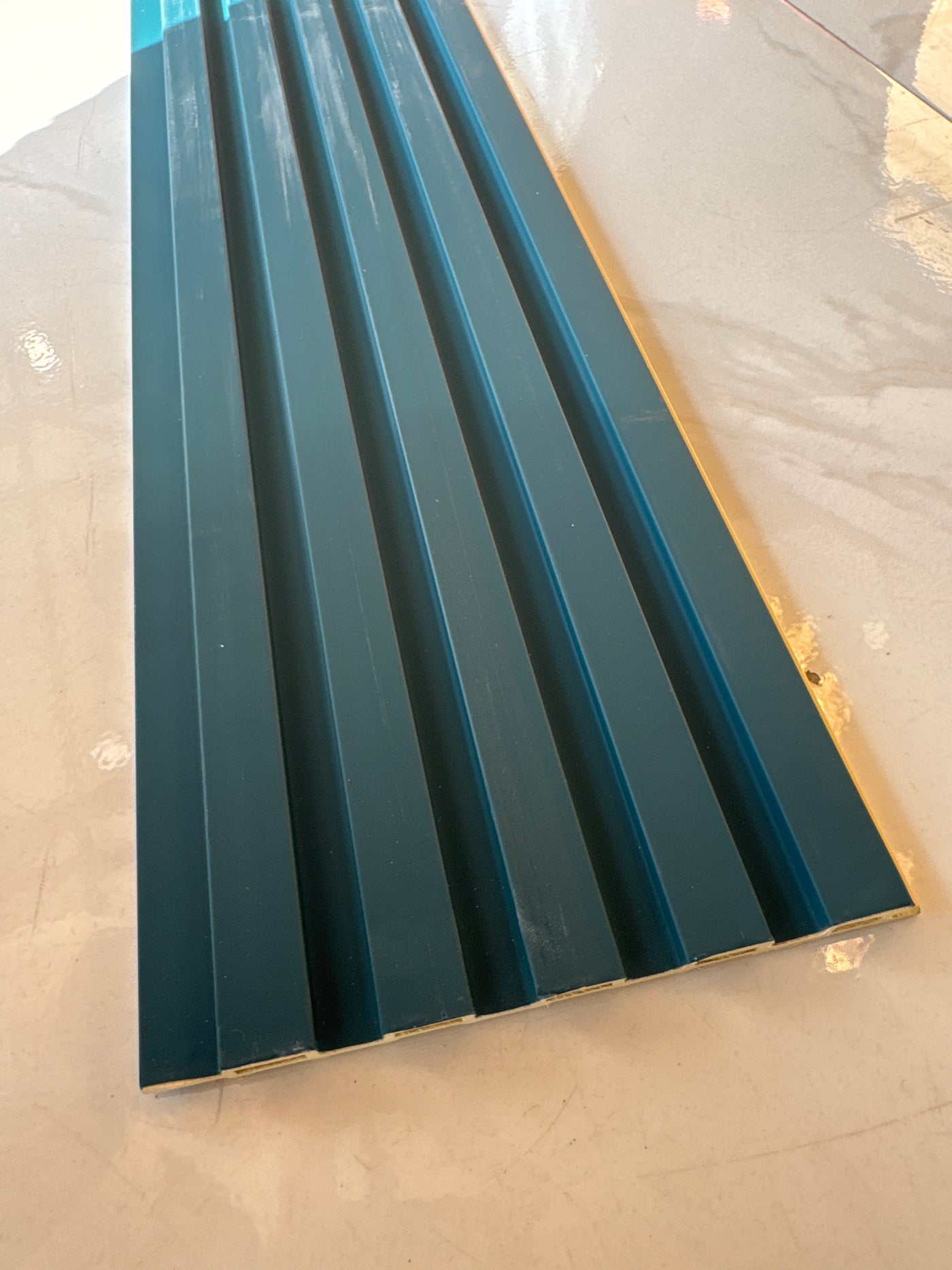 კედლის პროფილი