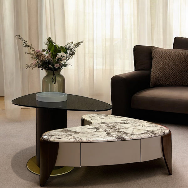 ჟურნალის მაგიდა