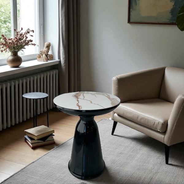 ჟურნალის მაგიდა