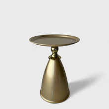 ჟურნალის მაგიდა