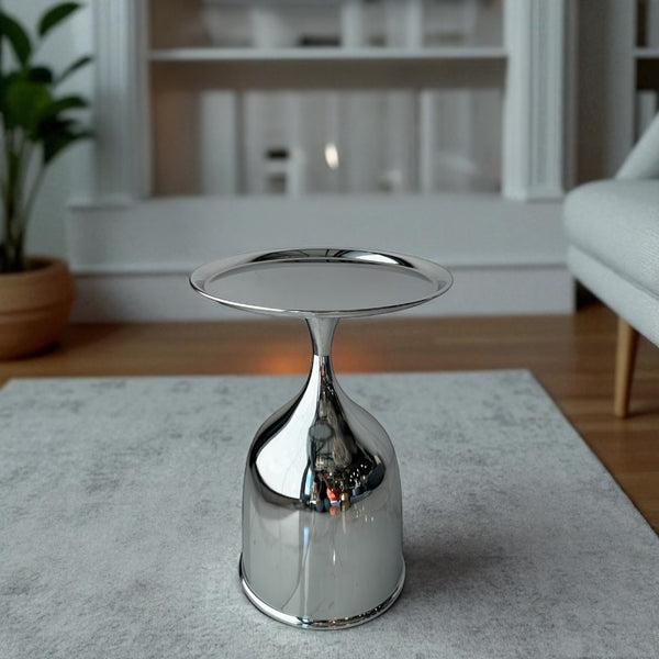 ჟურნალის მაგიდა