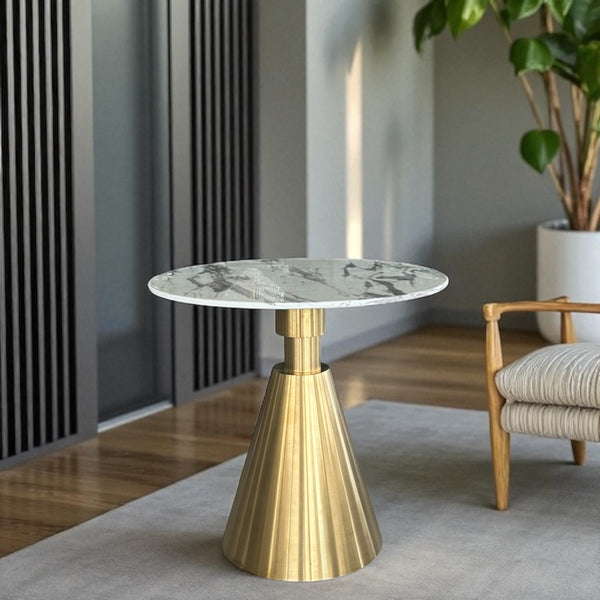 მაგიდა აწყობილი