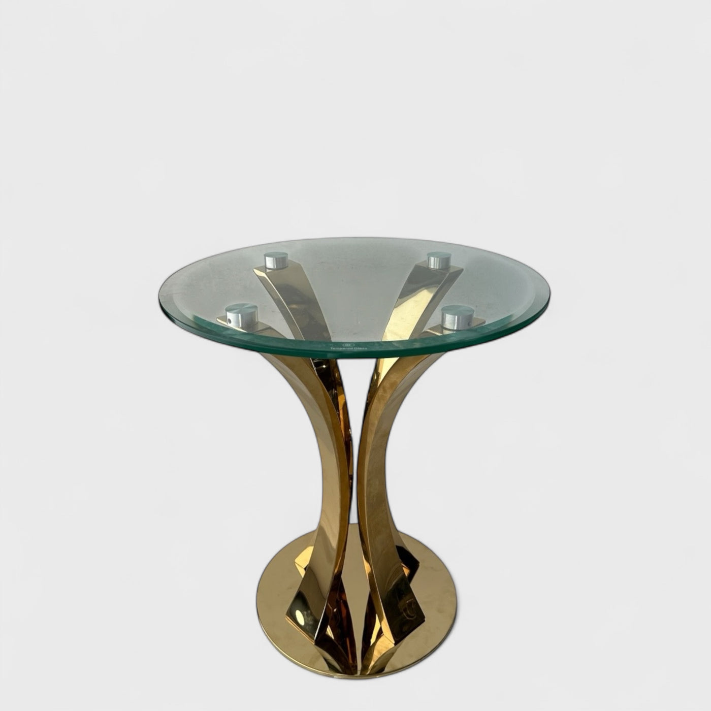 ჟურნალის მაგიდა