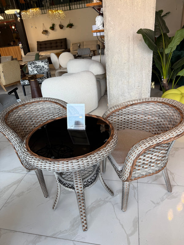 გარე ავეჯის კომპლექტი