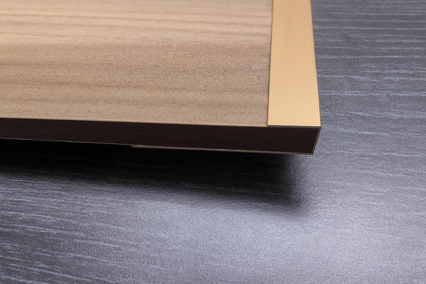 დაბოლოება ოქროსფერი