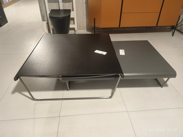 ჟურნალის მაგიდა